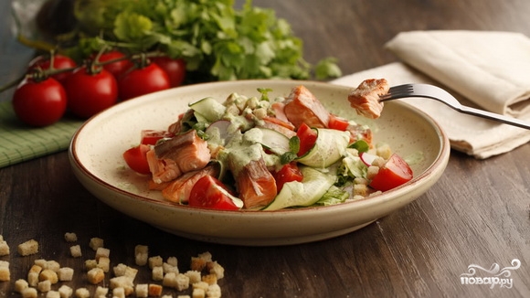Рецепт Овощной салат с рыбой