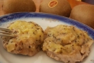 Мясо с киви в духовке