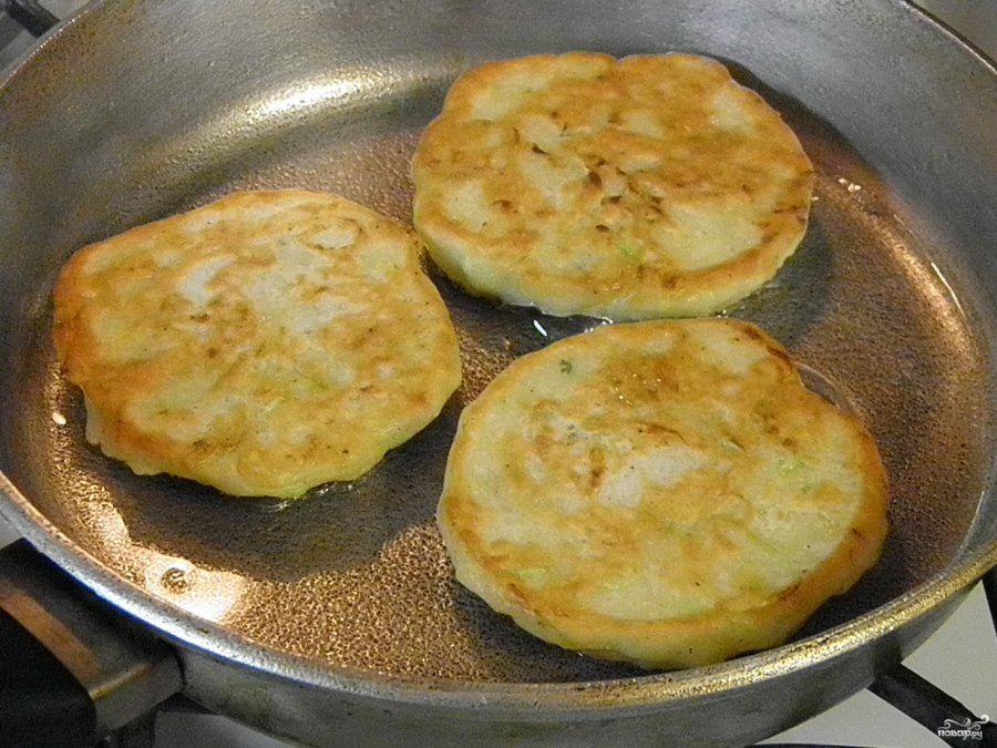 Рецепт оладьи из кабачков на сковороде простой пошагово с фото