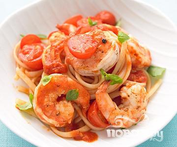 Рецепт Паcта с креветками, помидором и базиликом