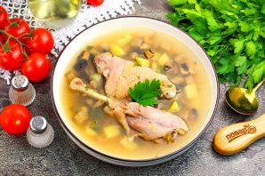Куриный суп с шампиньонами
