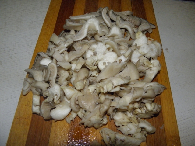 Рецепт Салат с кальмарами и грибами