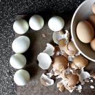 Рецепт Салат с фаршированными яйцами
