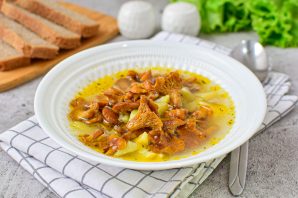 Грибной суп из лисичек