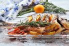 Запеченный карп с розмарином