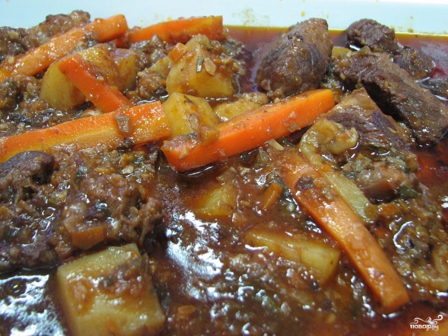 Рецепт Тушеная говядина на ужин