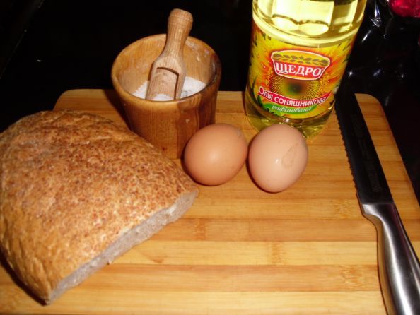 Рецепт Бутерброды с яйцом на сковороде