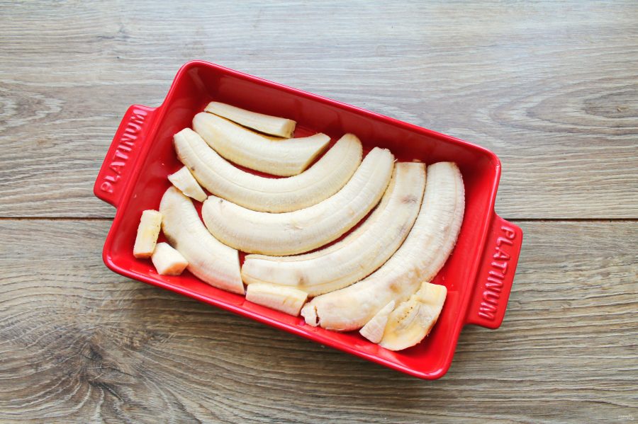 500 Грамм бананов. Пачка творога , 2 банана оладьи. Запеченные яблоки фото.
