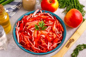 Салат "Щетка" с яблоками