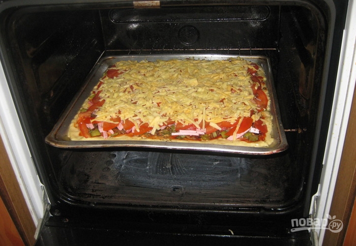 Сколько пицца готовится в духовке при 180