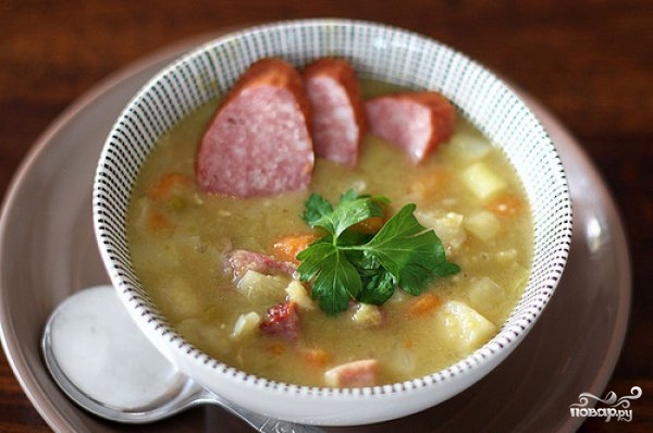 Рецепт Гороховый суп с колбасой