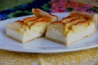 Яблочный пирог с творогом