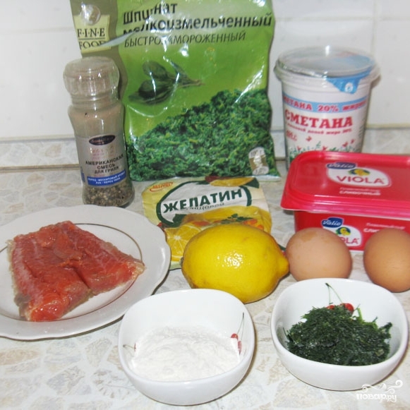 Рецепт Зеленый рулет из шпината с лососем