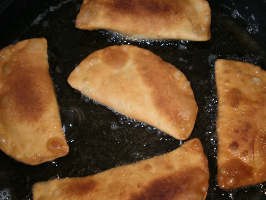 Чебуреки с мясом рецепт с фото на сковороде фото
