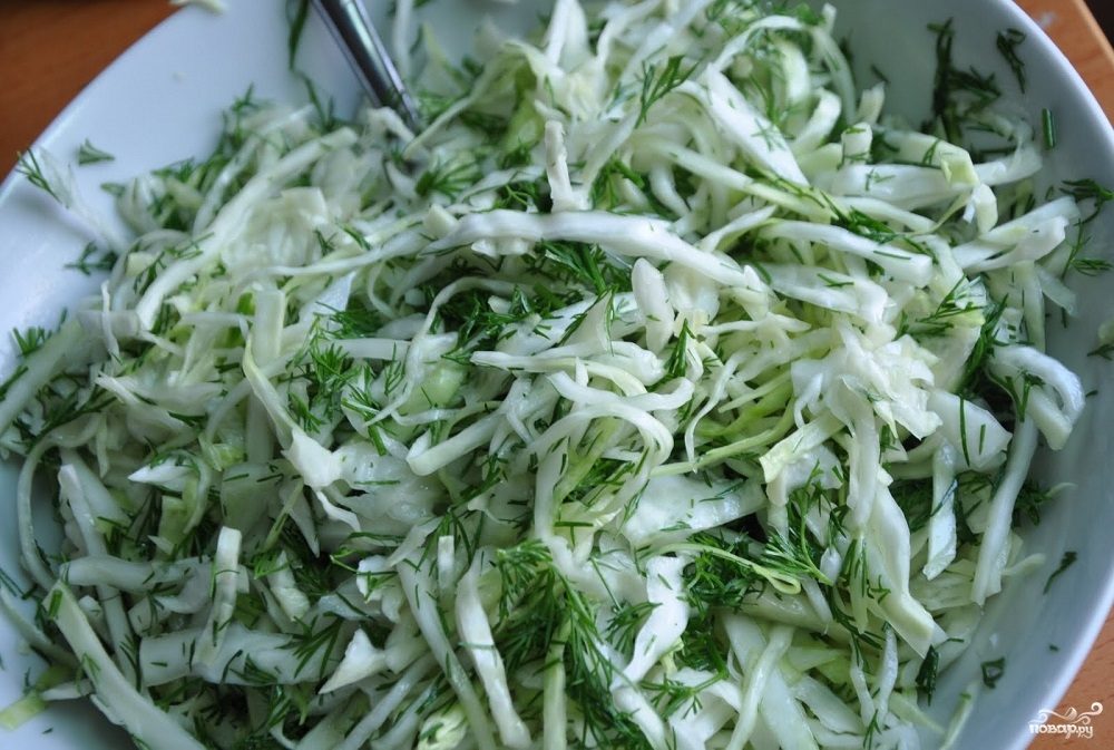 Рецепт Салат из капусты с укропом