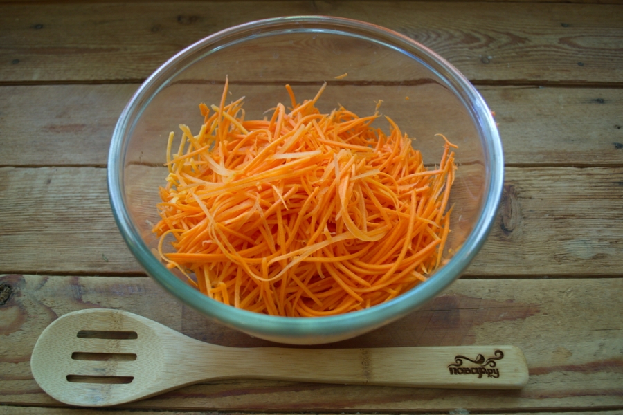Рецепт Сыроедческая морковка по-корейски