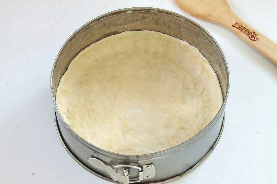 Сливки тесто рецепт. Тесто со сметаной для выпечки пирогов. Сметанное тесто. Тесто на сметане рецепт. КРЕБЛЕ тесто на сметане.