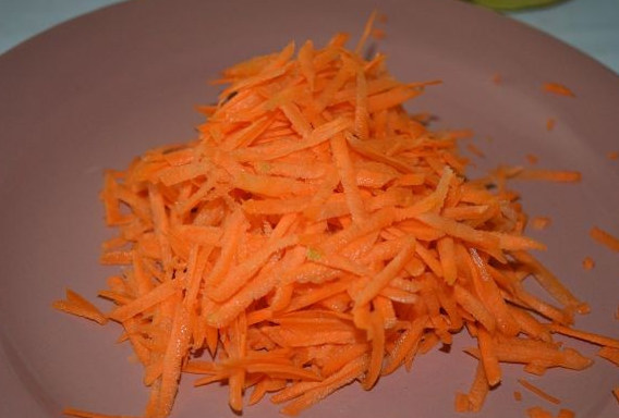 Рецепт Диетический салат из моркови
