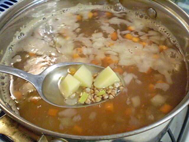 Гречневый диетический суп