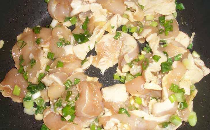 Рецепт Куриная грудка, тушенная с овощами