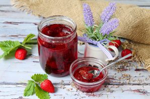 Варенье из клубники с лавандой