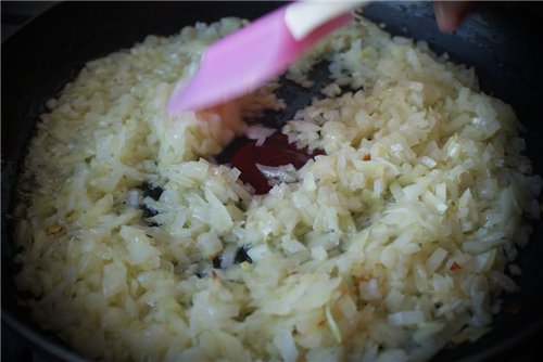 Мидии в сливочно чесночном соусе на сковороде очищенные рецепт с фото пошагово в домашних
