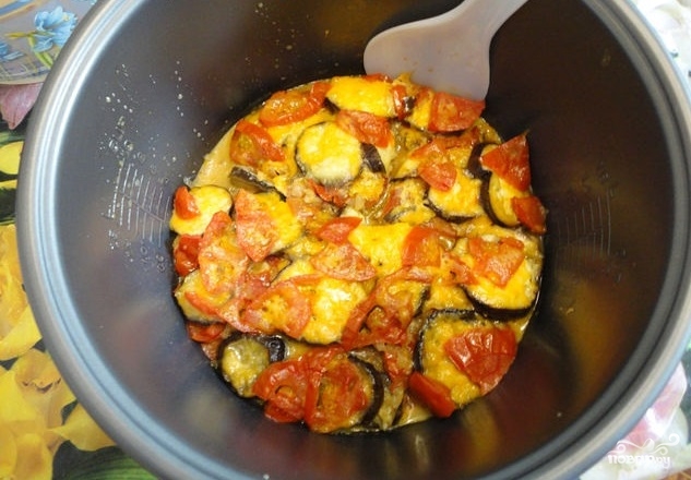 Рецепт Баклажаны с помидорами в мультиварке
