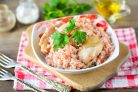 Курица с рисом в томатном соусе