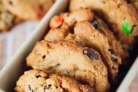 Печенье с изюмом, орехами и M&M's