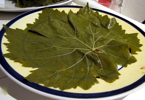Рецепт Долма из маринованных виноградных листьев