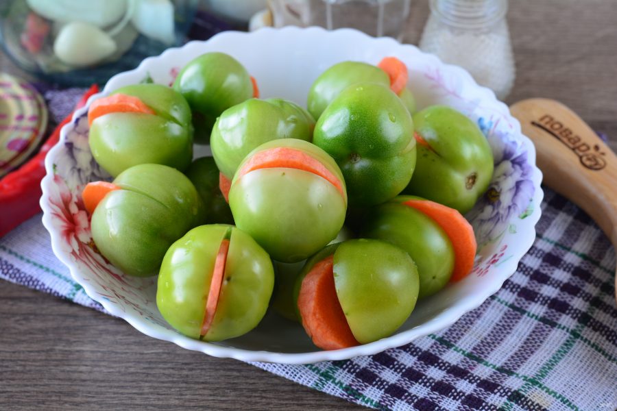 Рецепт вкусных простых зеленых помидор. Квашеные зеленые помидоры фаршированные. Закуска из зеленых помидор быстрого приготовления. Фаршированные зеленые помидоры на зиму. Зелёные помидоры быстрого приготовления.