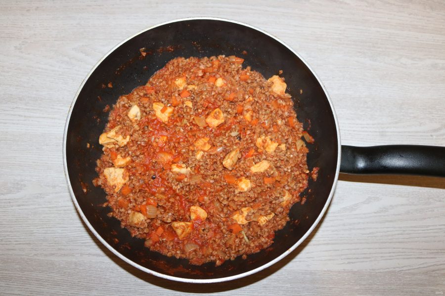 Гречка по купечески с курицей на сковороде пошаговый рецепт классический с фото