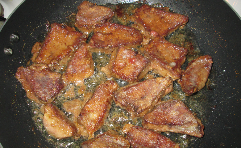 Рецепт Свинина со сметаной на сковороде
