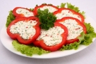 Сыр с перцем и зеленью