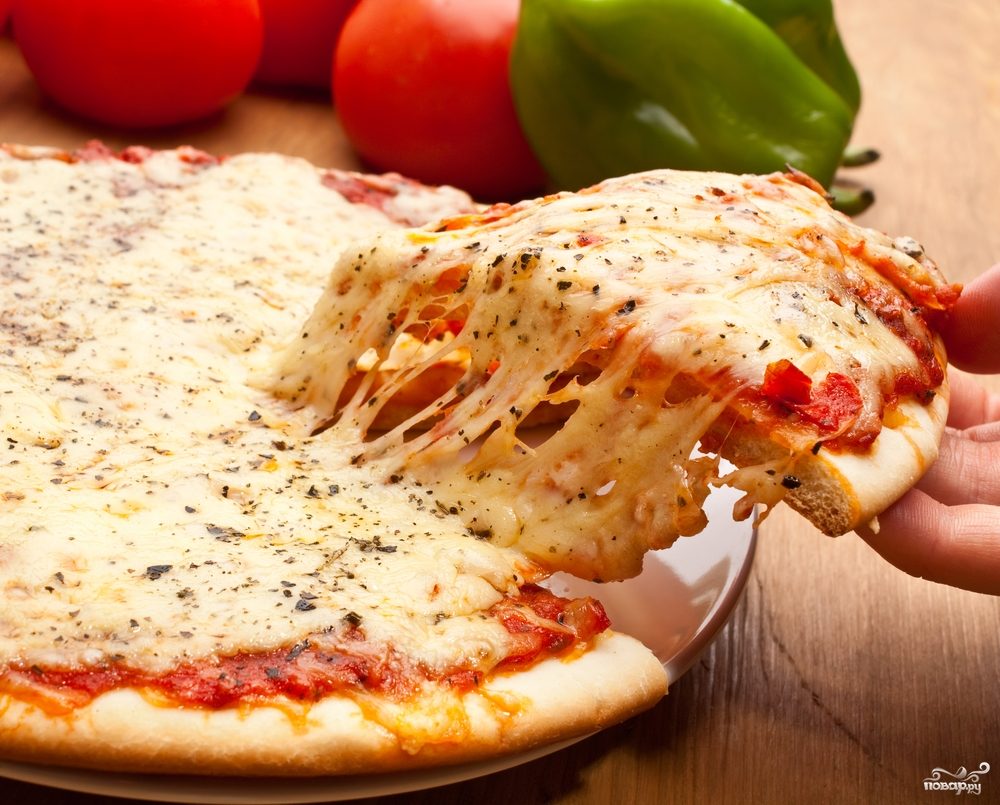 Рецепт Пицца с сыром "Моцарелла"