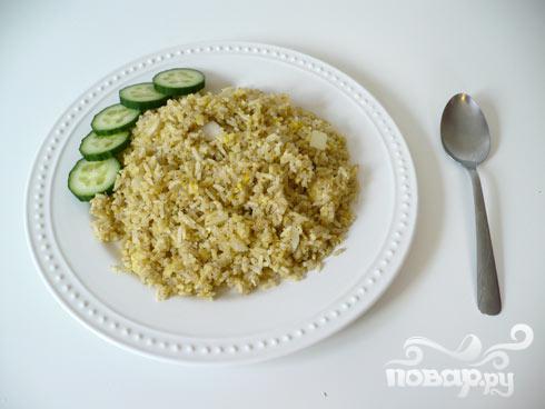Рецепт Жареные яйца с рисом