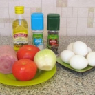 Рецепт Яичница с помидорами и ветчиной