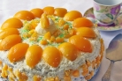 Торт творожный с персиками