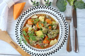 Овощное рагу с баклажанами и тыквой