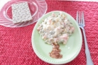 Простой салат с кукурузой