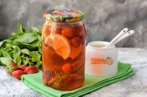 Компот из клубники "Мохито" на зиму