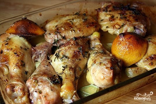 Рецепт Курица с чесноком в духовке