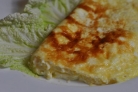 Омлет с сыром на сковороде