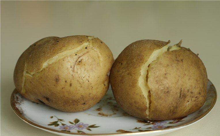 Рецепт Салат с картошкой и солеными огурцами