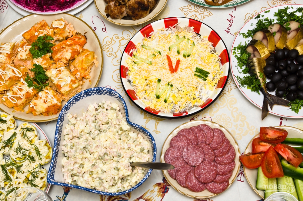 10 рецептов салатов из СССР с описанием и пошаговым приготовлением