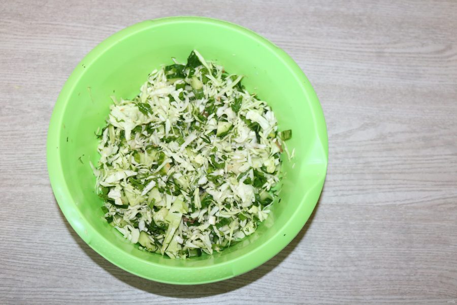 Хрустящий зелёный салат