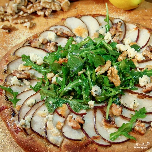 Рецепт Пицца с грушей и сыром