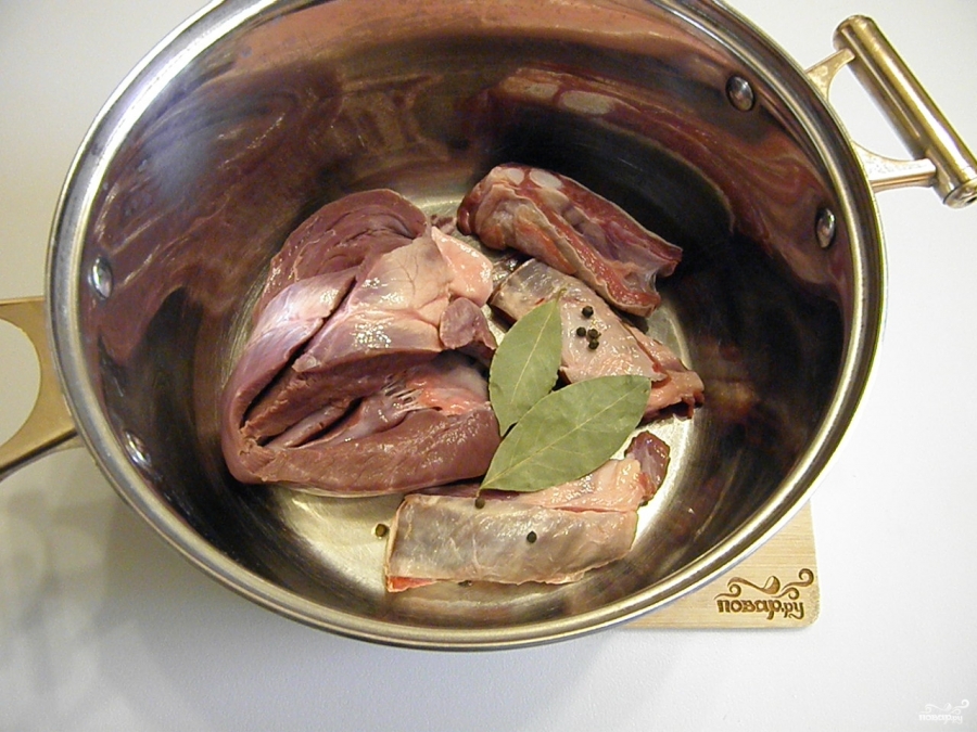 Сколько варить свинину до готовности в кастрюле