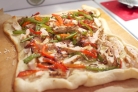 Пицца с курицей и перцем