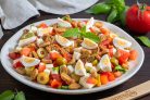 Овощной салат с сухариками